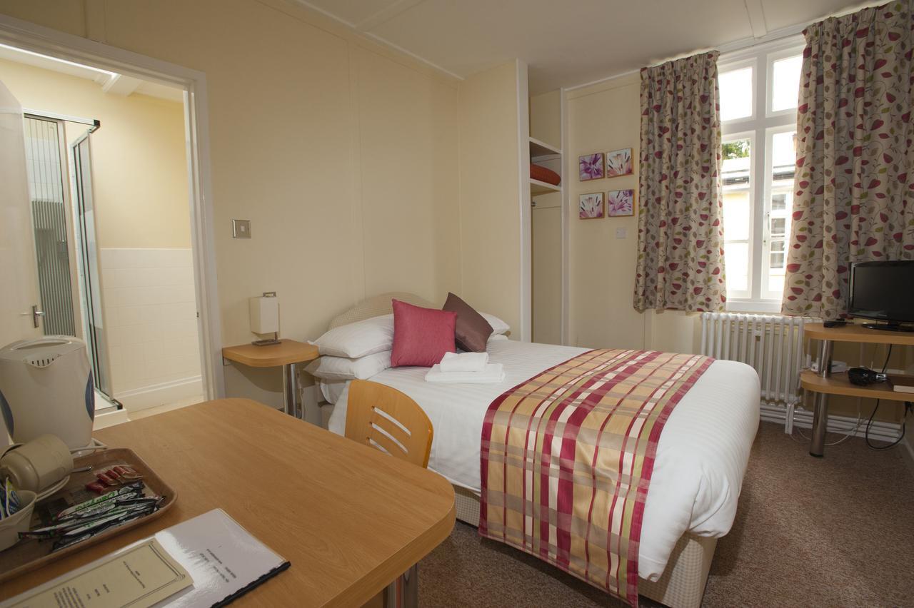 Eastwood Park Hotel Falfield ภายนอก รูปภาพ